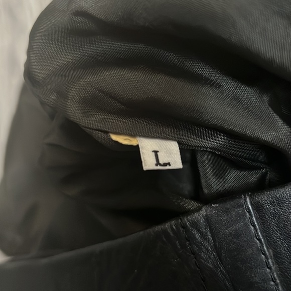 Vintage Leather Skirt Back High Waisted Mini with Back zipper and snap - Picture 9 of 11